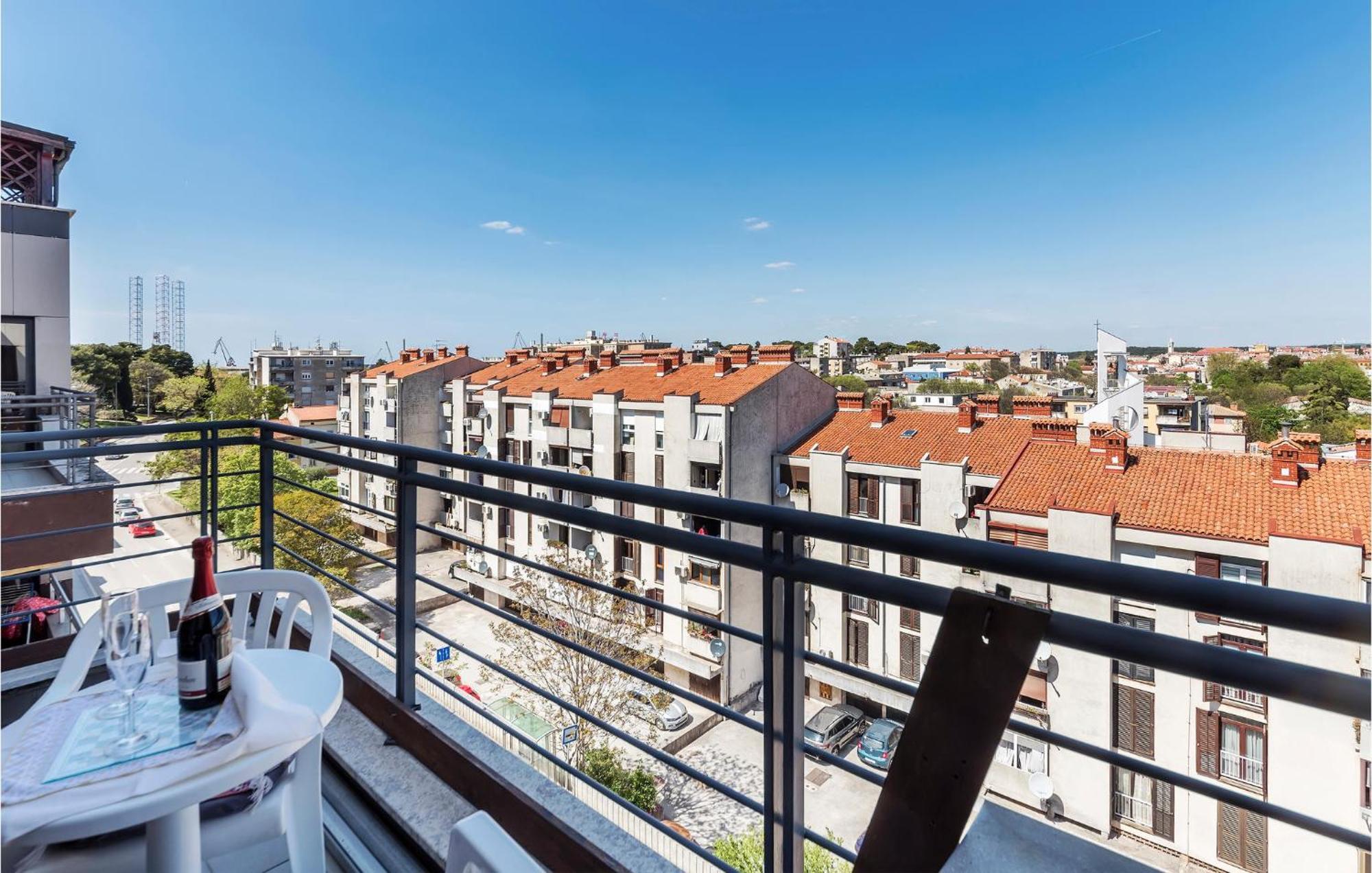 1 Bedroom Beautiful Apartment In Pula Zewnętrze zdjęcie
